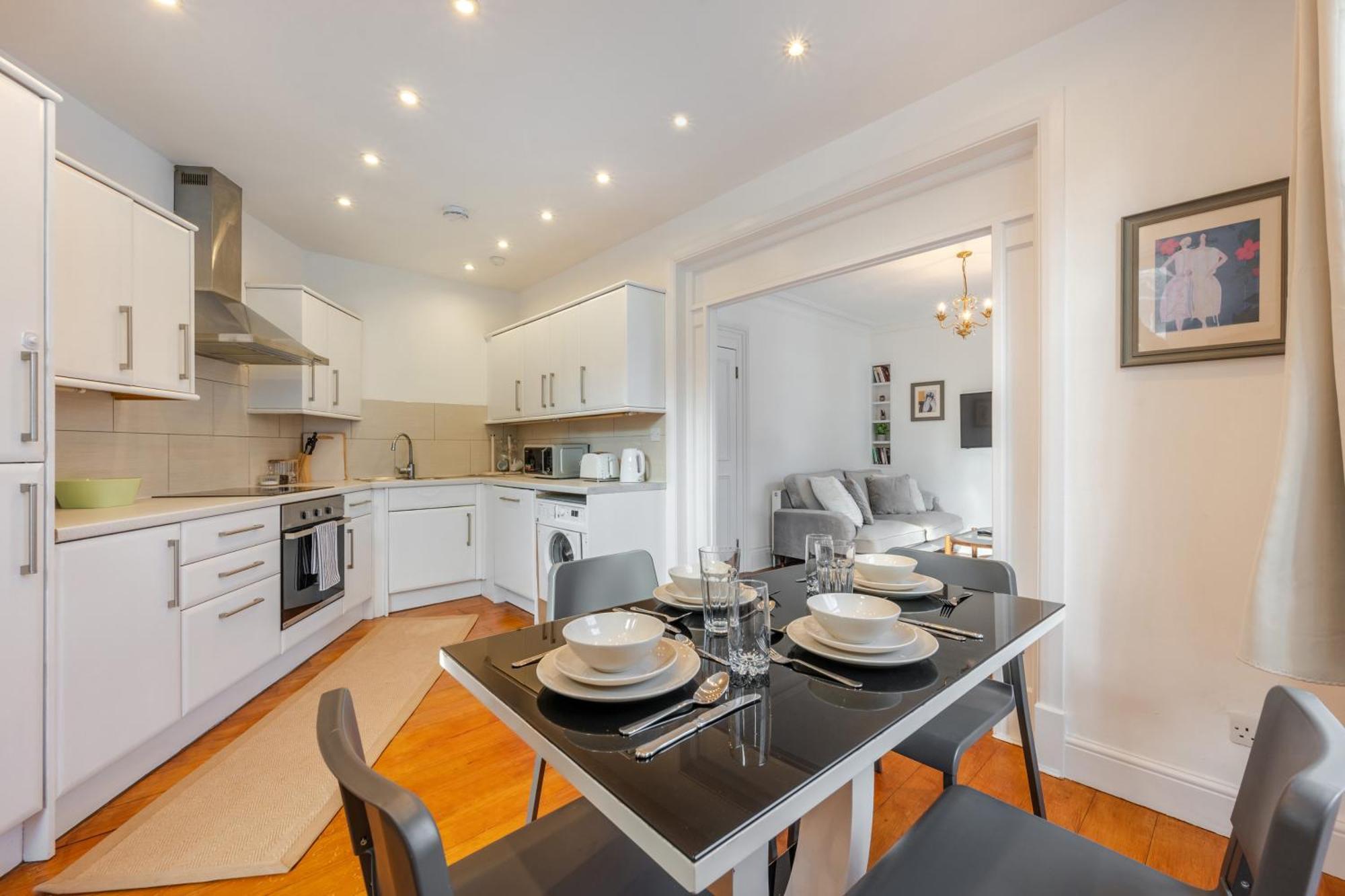 Luxury 2 Bedroom Apartment In Central Лондон Экстерьер фото